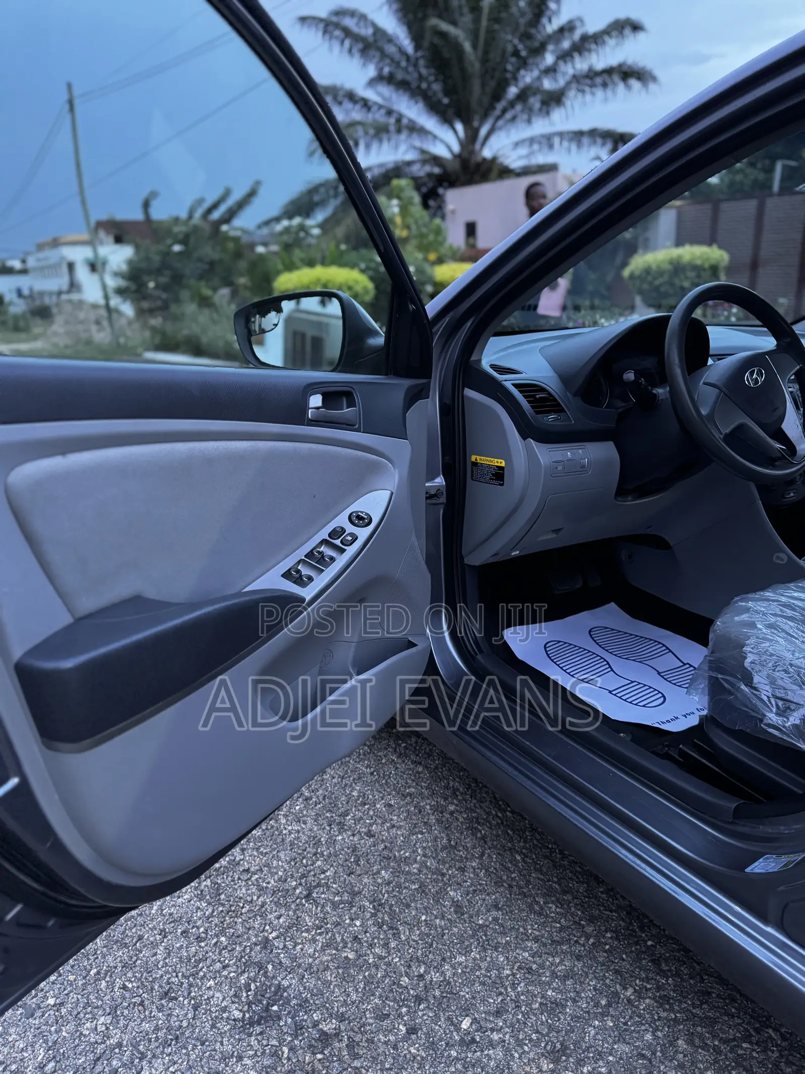 Hyundai Accent GLS 4dr Sedan (1.6L 4cyl 6A) 2015 Gray