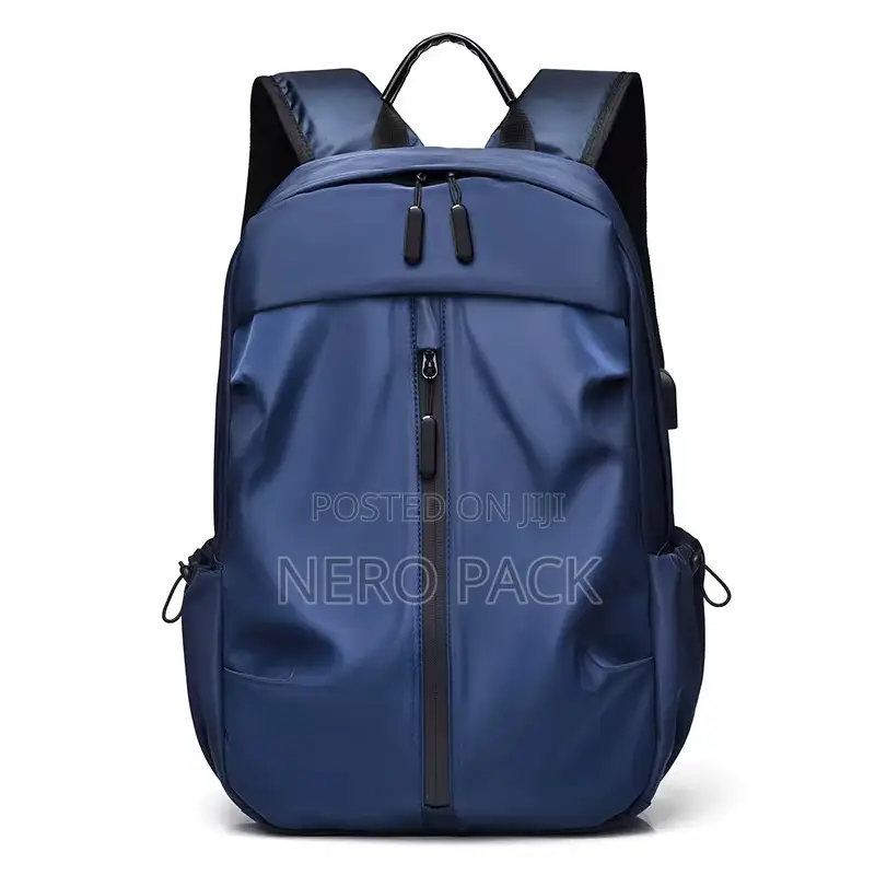 Large Capacity Smart Casual Sports / Laptop Waterproof Backpack