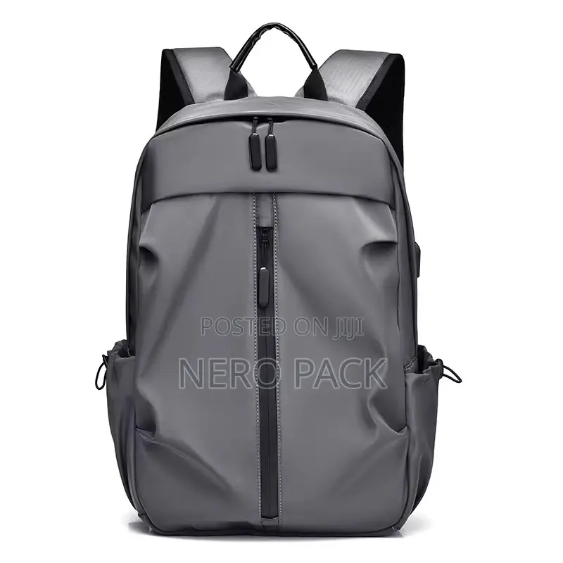 Large Capacity Smart Casual Sports / Laptop Waterproof Backpack
