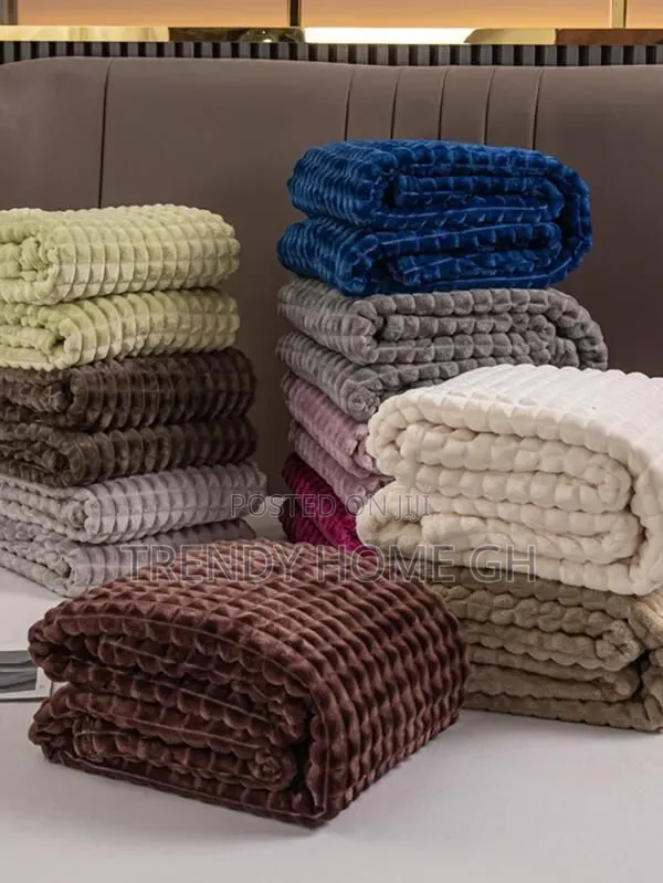 Premium Warm Blanket Soft, Cozy Ultra Comfortable Bedding