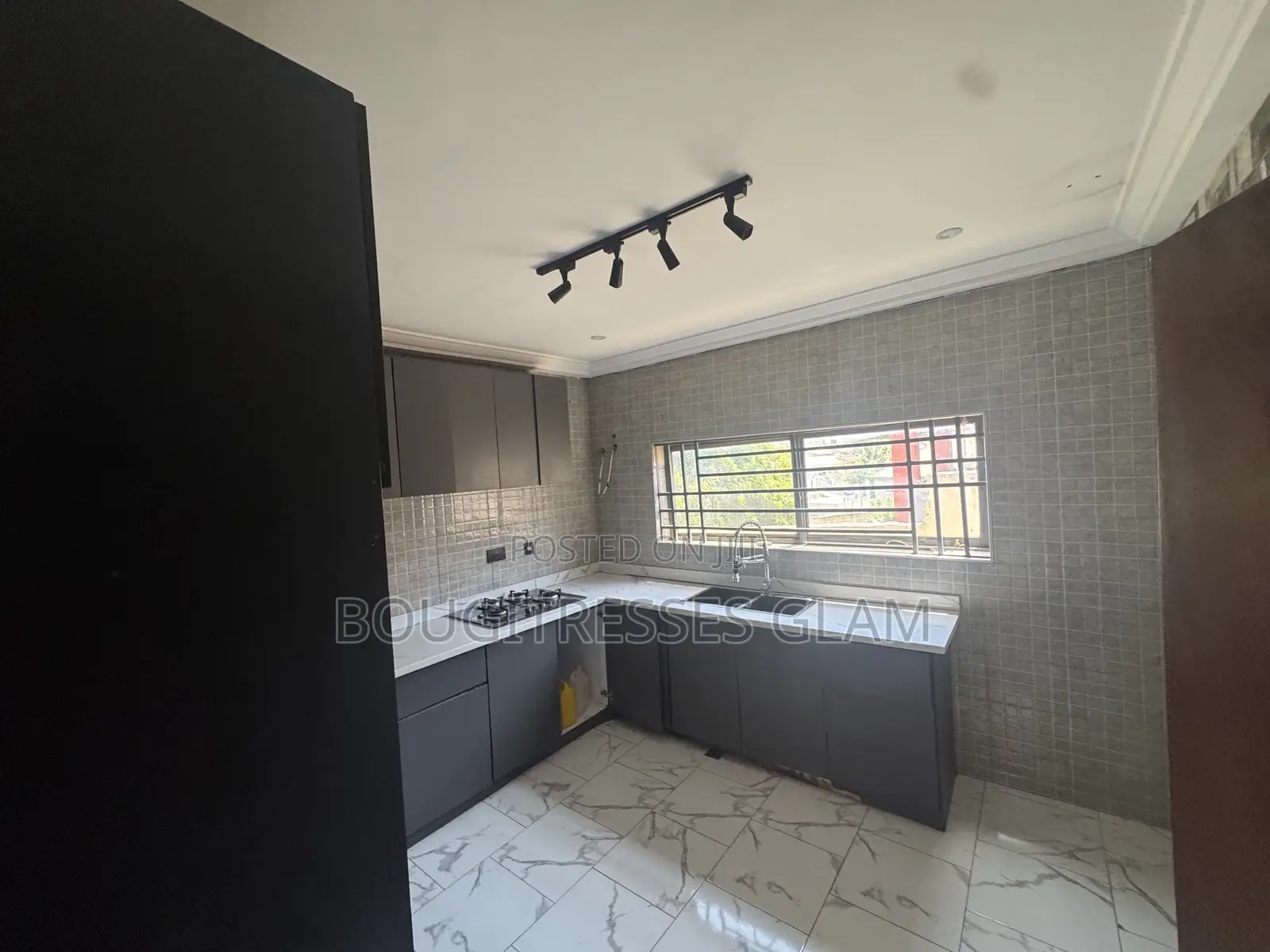 2bdrm Apartment in Gbawe Zero Top for rent
