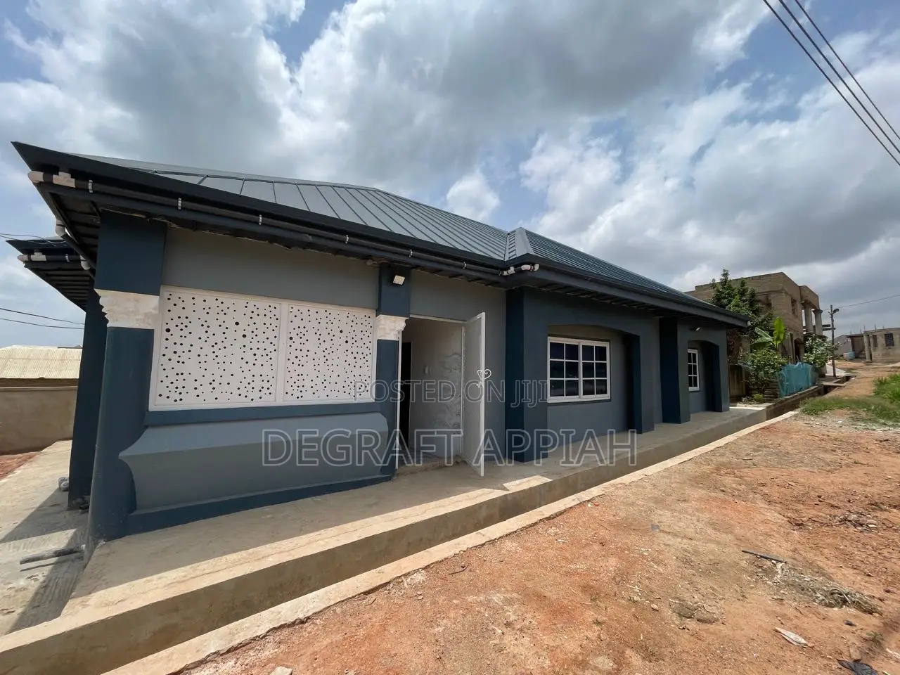 3bdrm House in Kodie Off Offinso, Afigya-Kwabre for sale