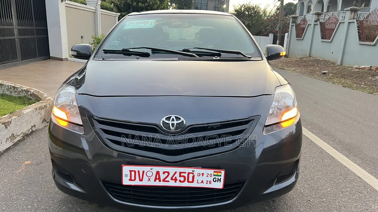 Toyota Yaris 2010 Matt Black