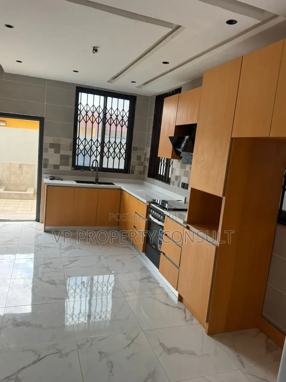 3bdrm House in Mile 7 for rent
