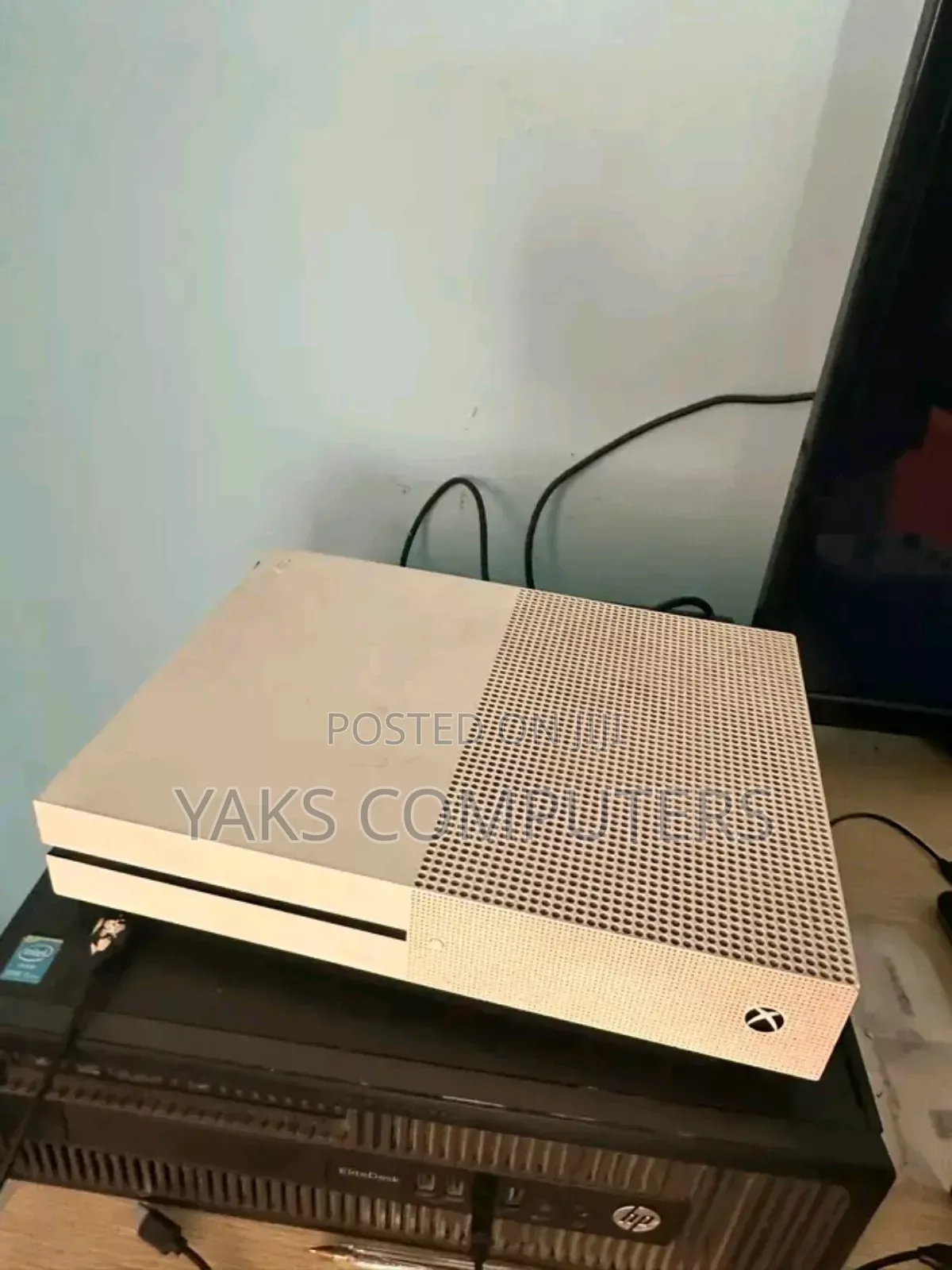 Xbox One S White