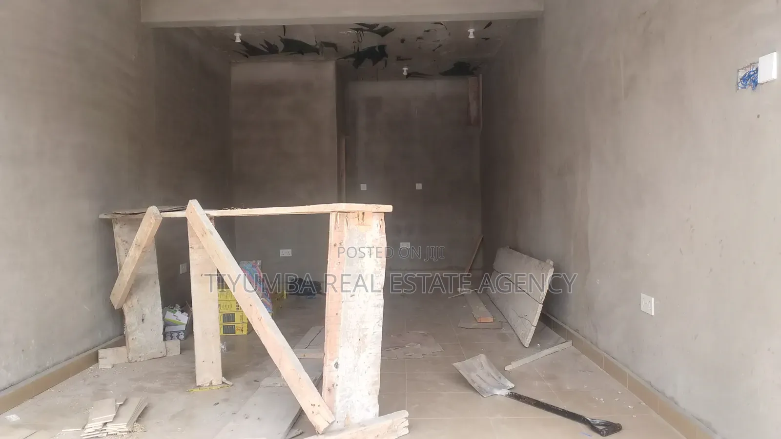 Shop for Rent at Madina 3rd Gate