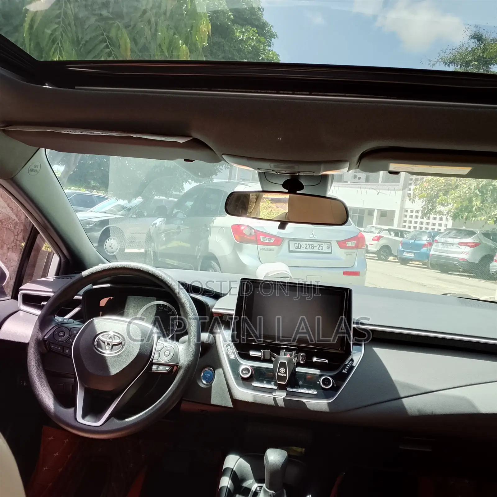 Toyota Corolla 2020 White