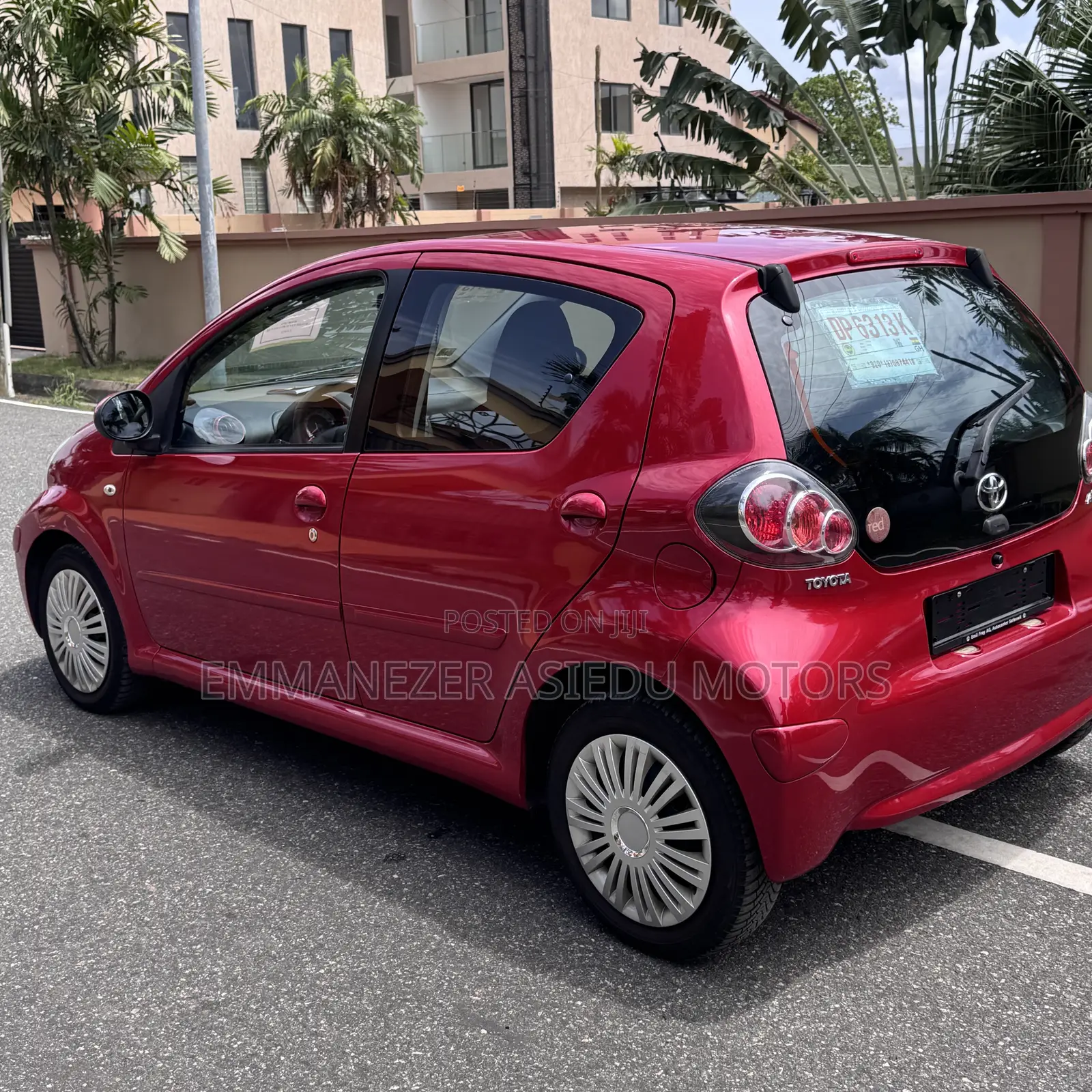 Toyota Yaris Base Hatchback 3dr 2010 Burgundy