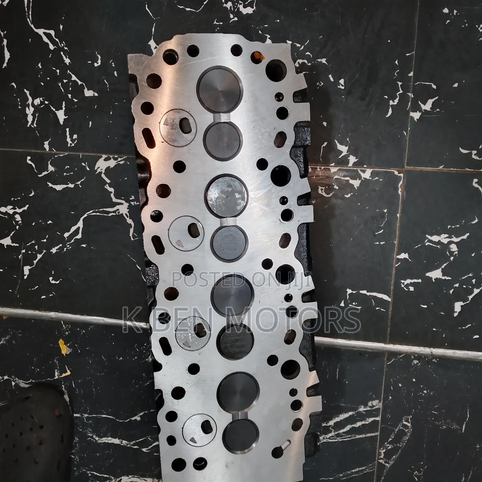 Toyota Hiace 2l Cylinder Head