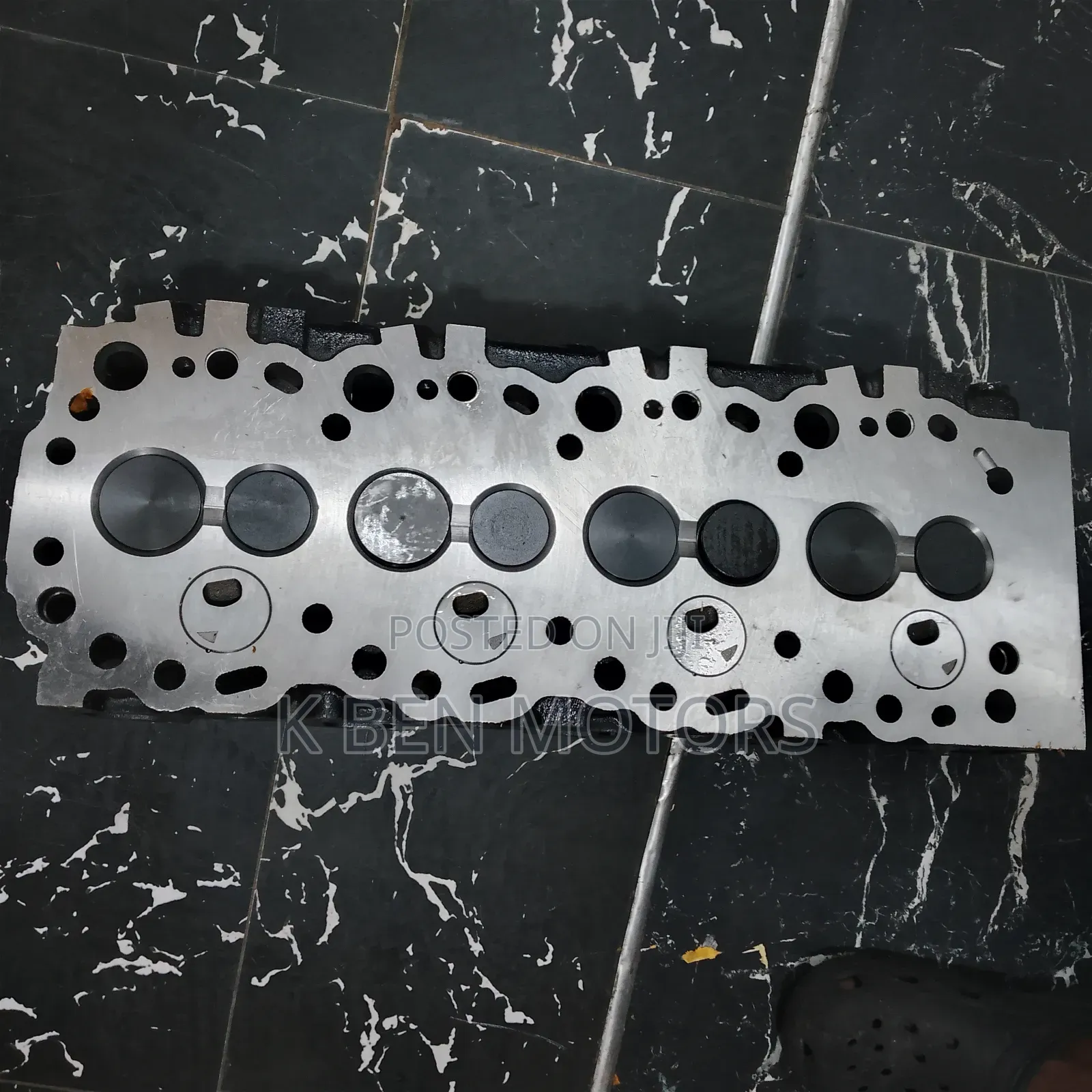 Toyota Hiace 2l Cylinder Head