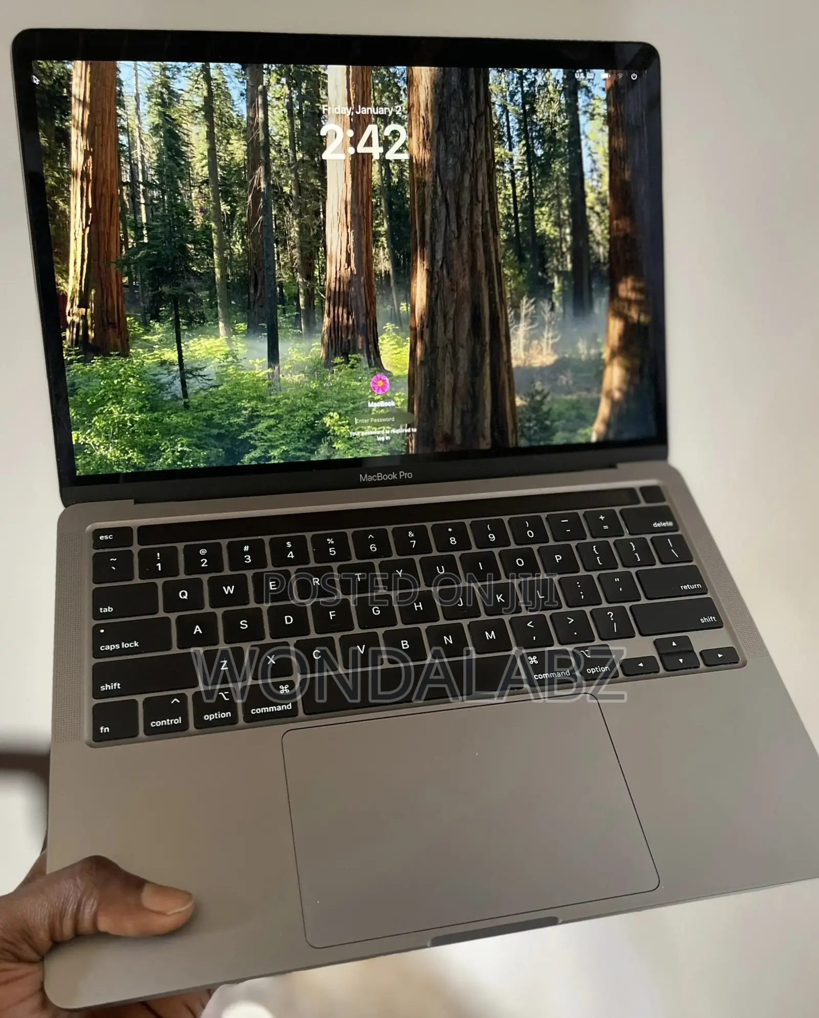 Laptop Apple MacBook Pro 2020 16GB Intel Core i5 SSD 512GB