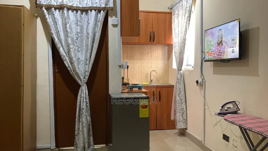 One Bedroom Fully Furnished Studio Ensuite