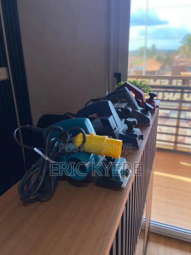 Electric Hand Planers / Wood Planers
