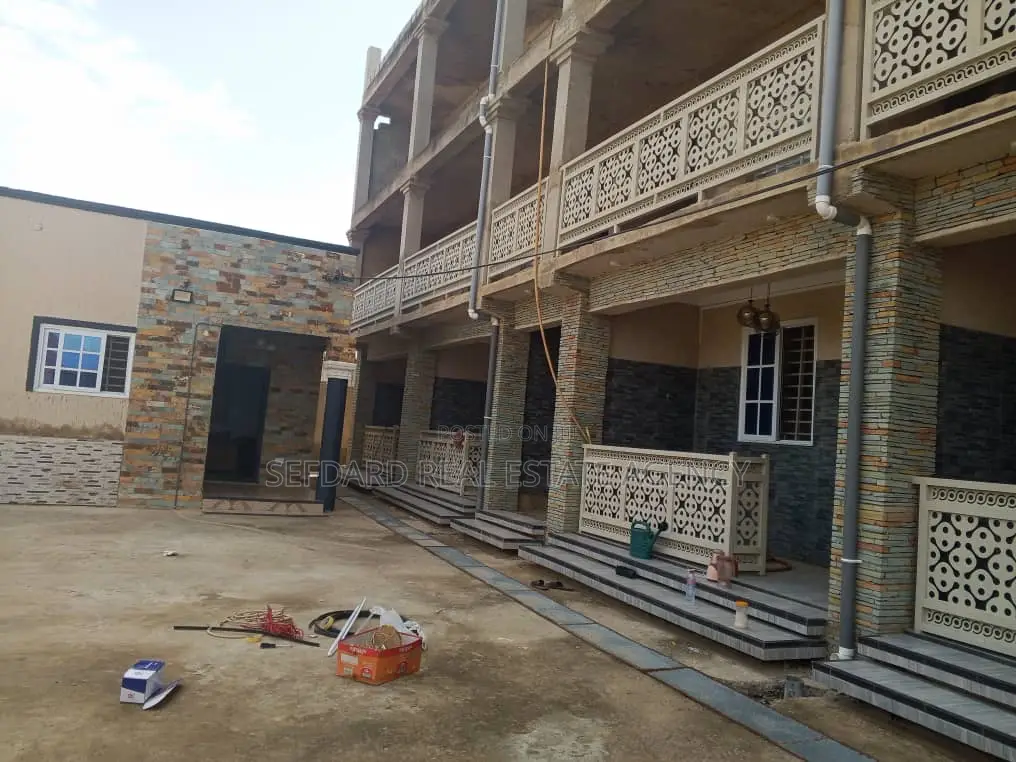 1bdrm Apartment in Sefdard Properties, Amasaman for rent