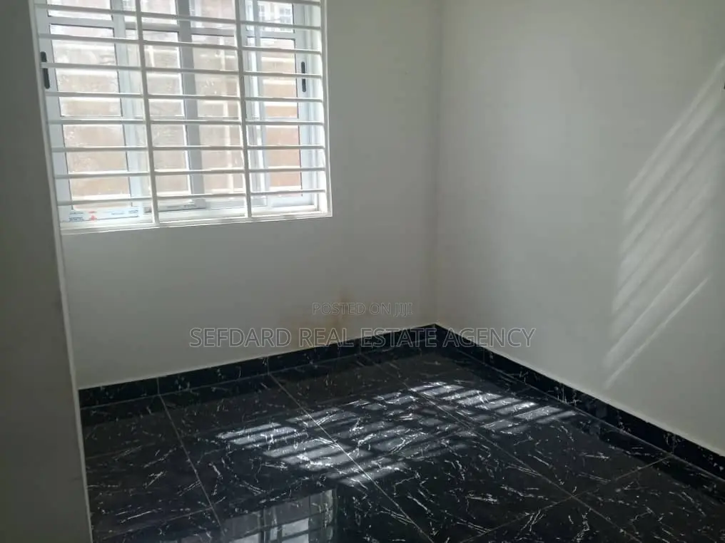1bdrm Apartment in Sefdard Properties, Amasaman for rent