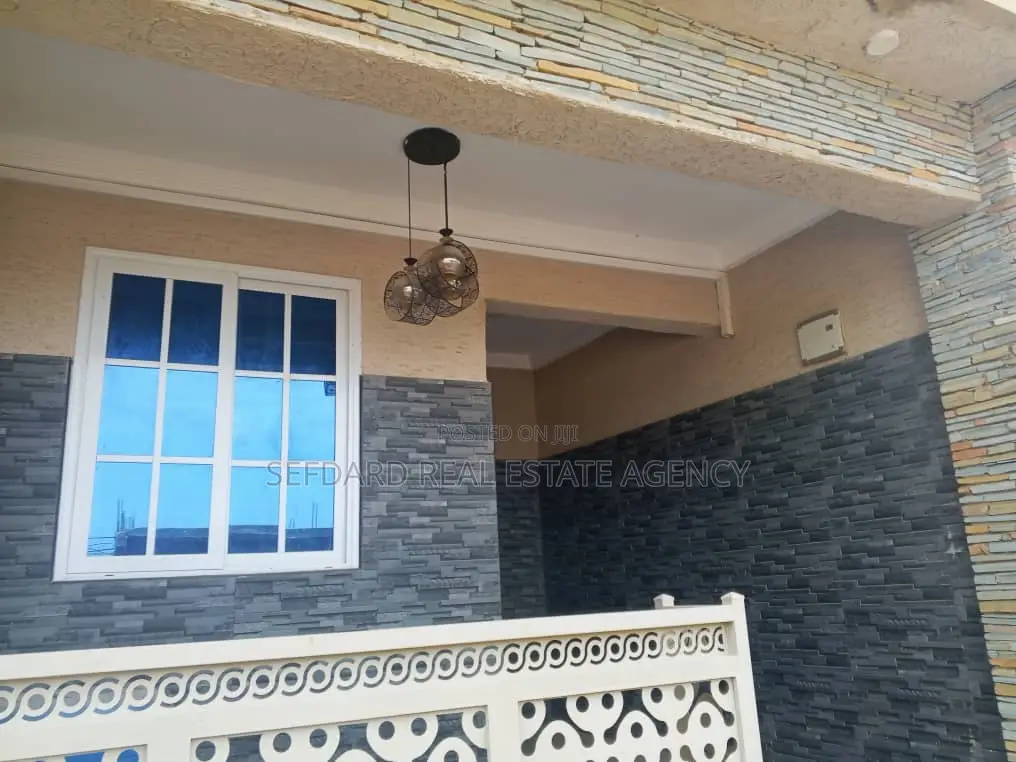 1bdrm Apartment in Sefdard Properties, Amasaman for rent