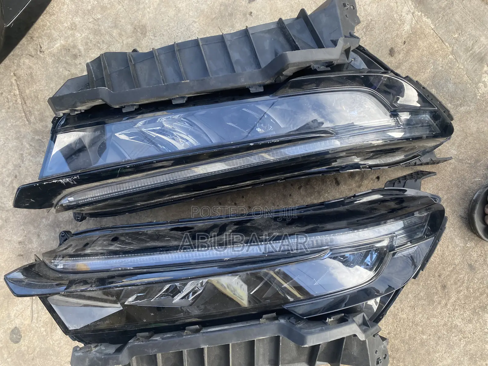 Honda CRV 2024 Hybrid Headlight Available