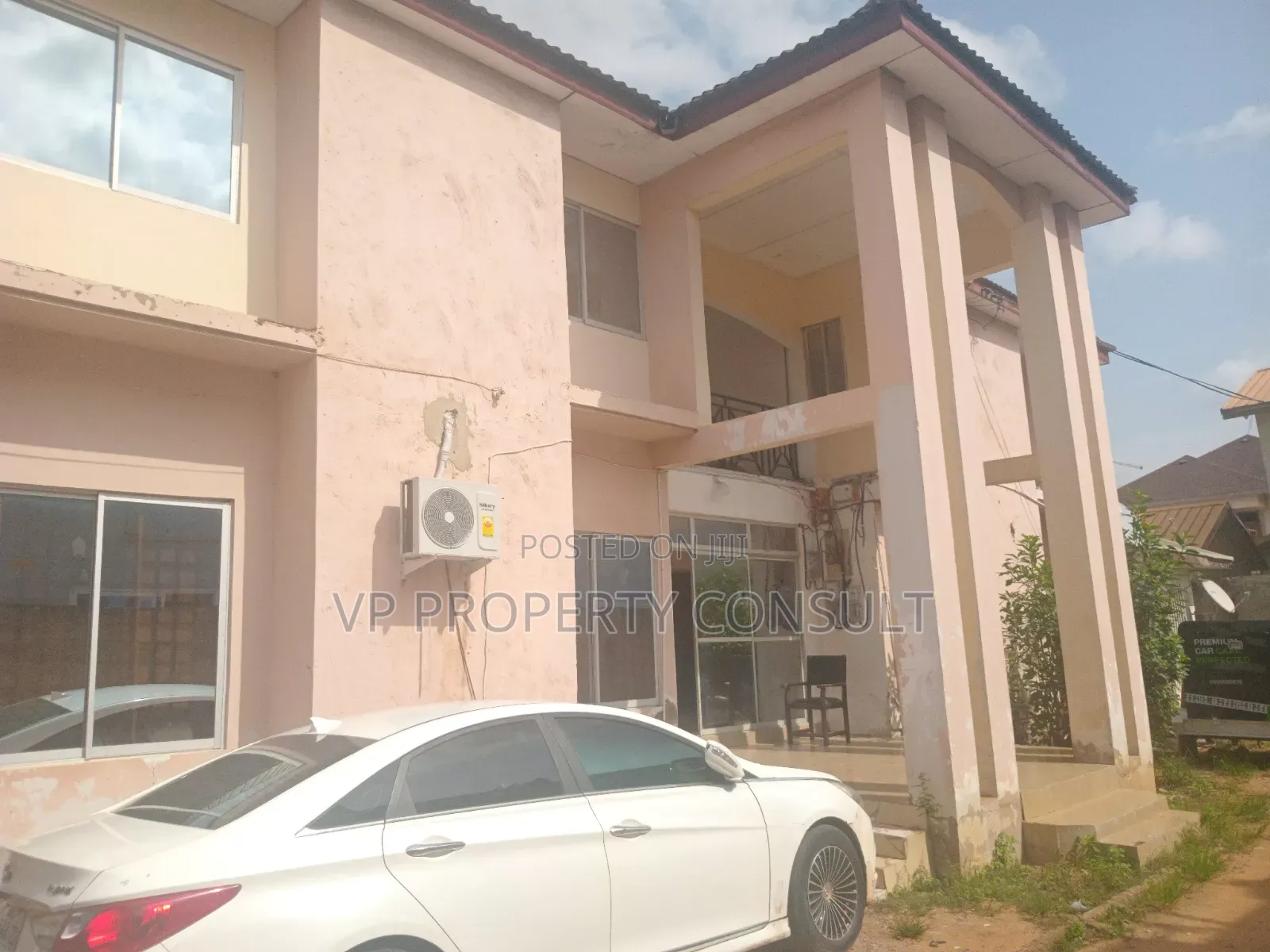 6bdrm House in Bawaleshie for sale