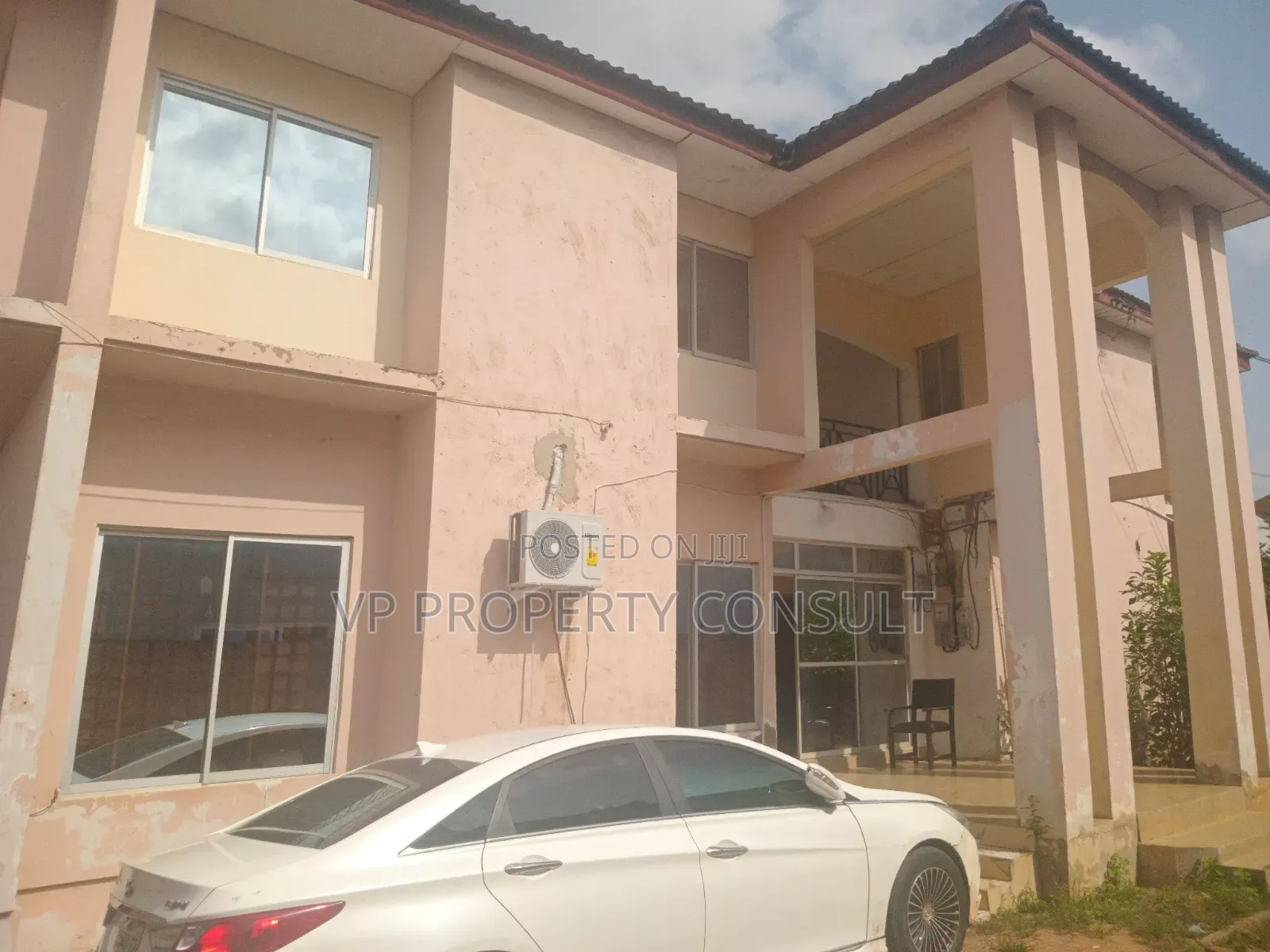 6bdrm House in Bawaleshie for sale