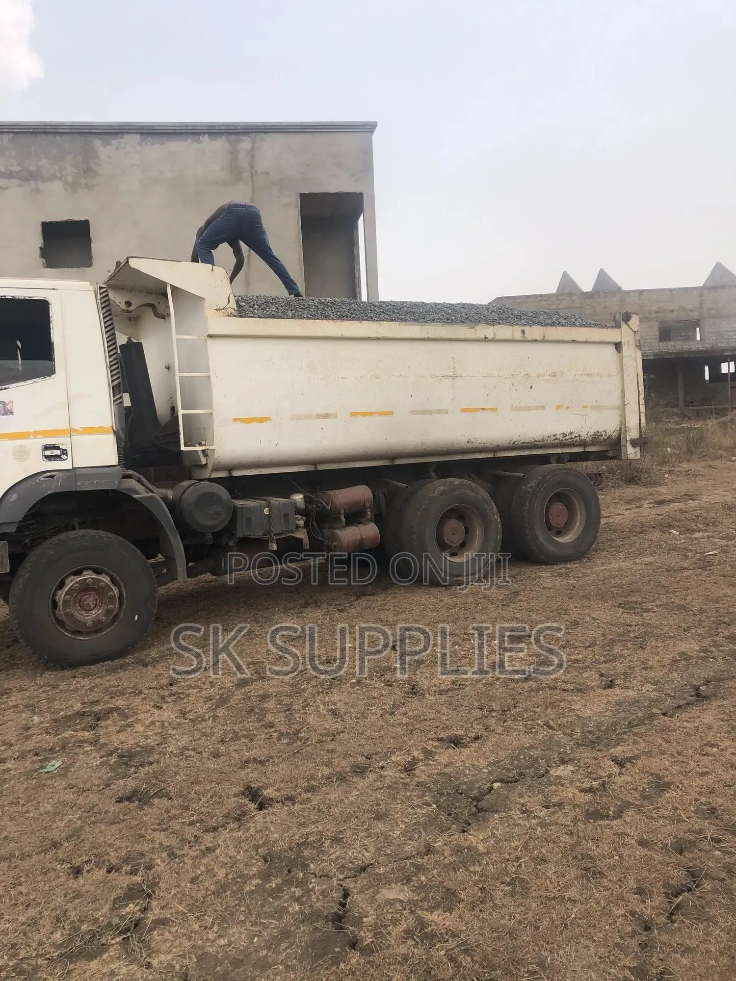 Tipper Truck Hiring