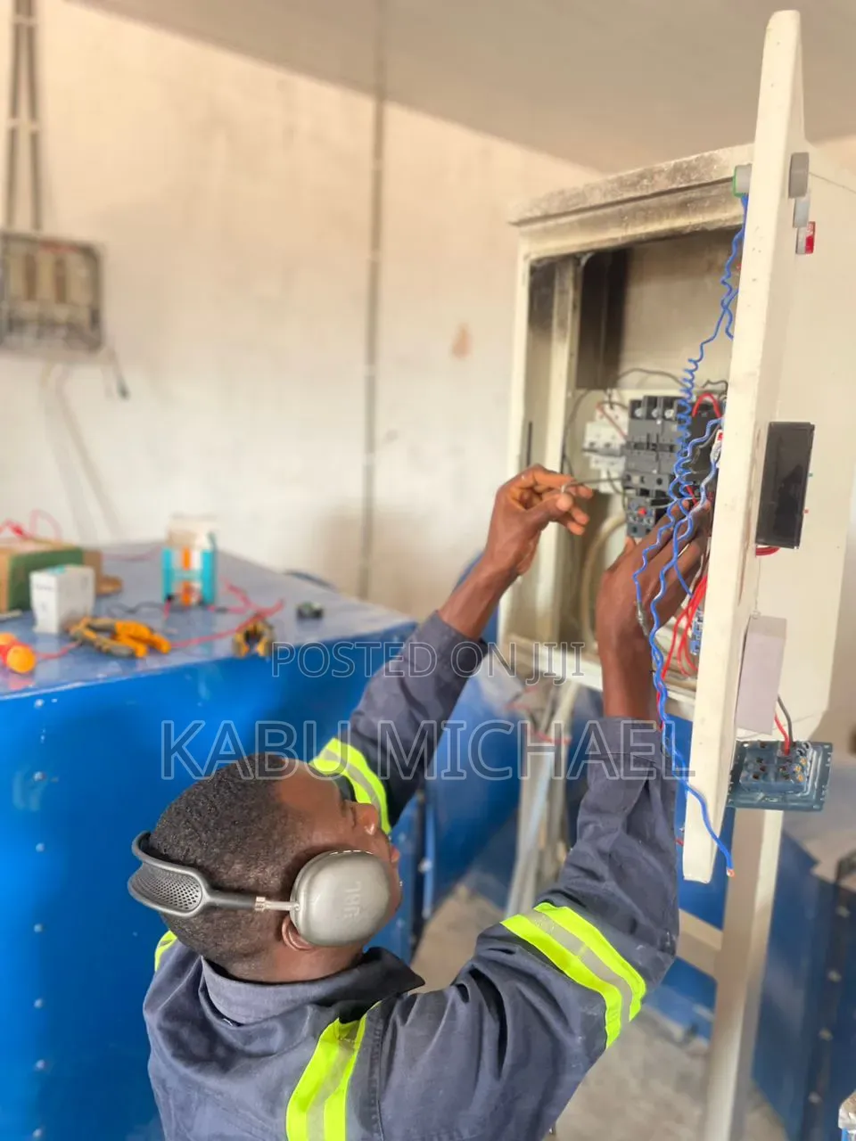 Electrical Wiring Professional: House Wiring, CCTV , Motors, Contactor