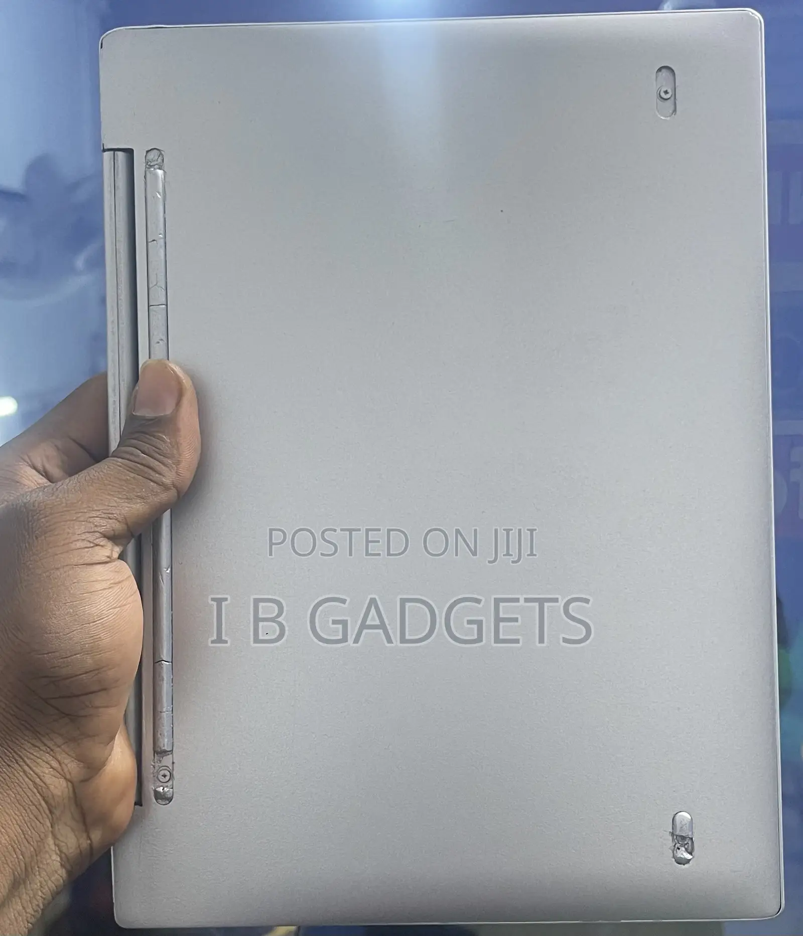 Laptop Lenovo IdeaPad 310 2GB Intel Atom SSD 32GB
