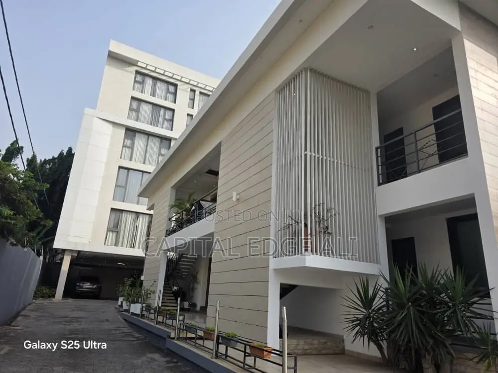 Furnished 3bdrm Apartment in Airport Residential Area for rent