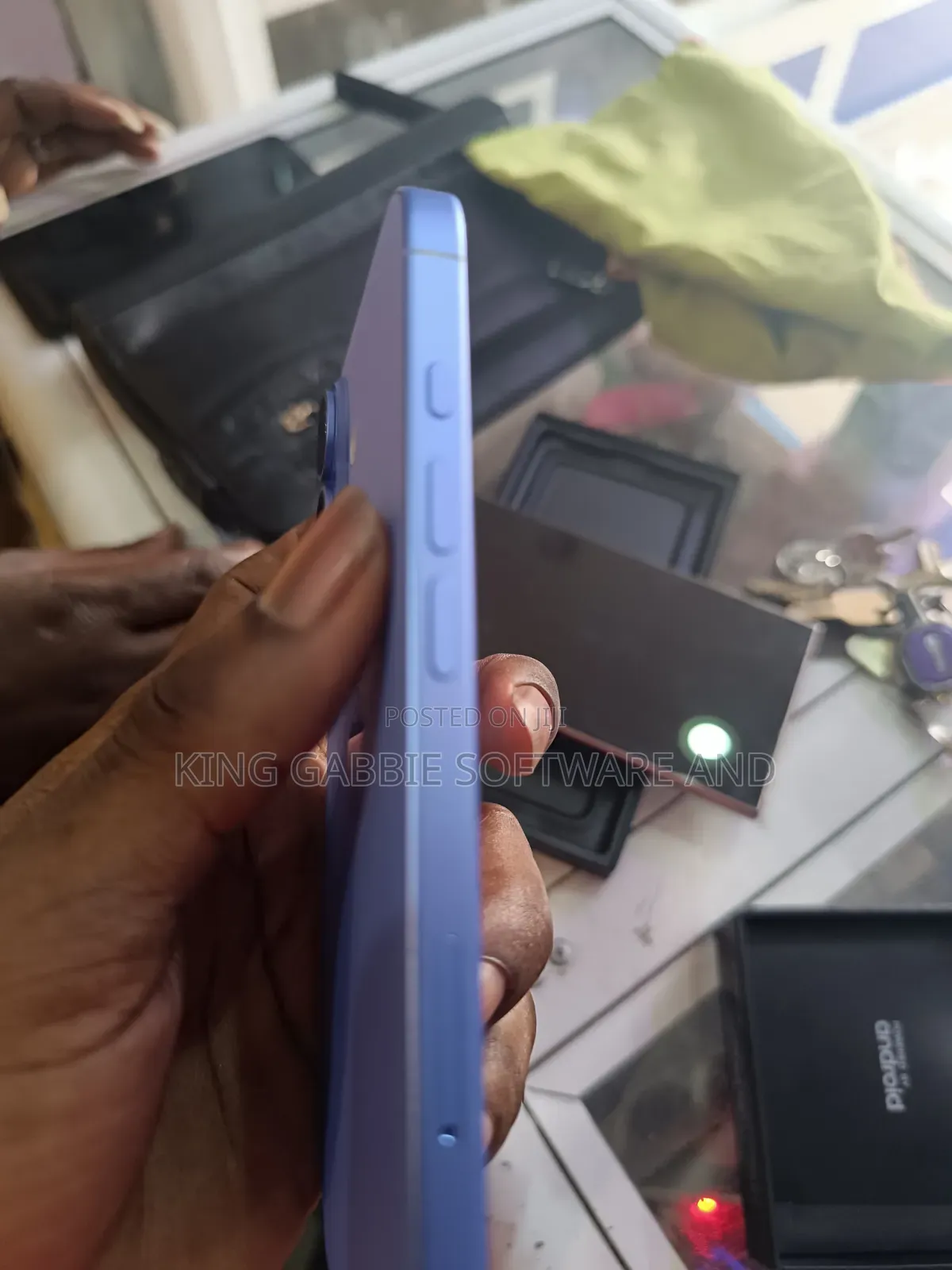 Apple iPhone 16 128 GB Blue