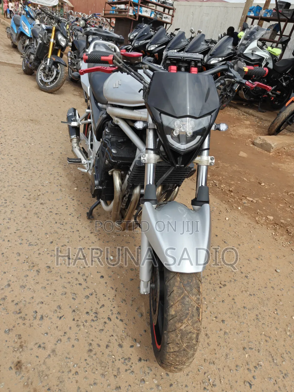 Suzuki 750 2009 Silver