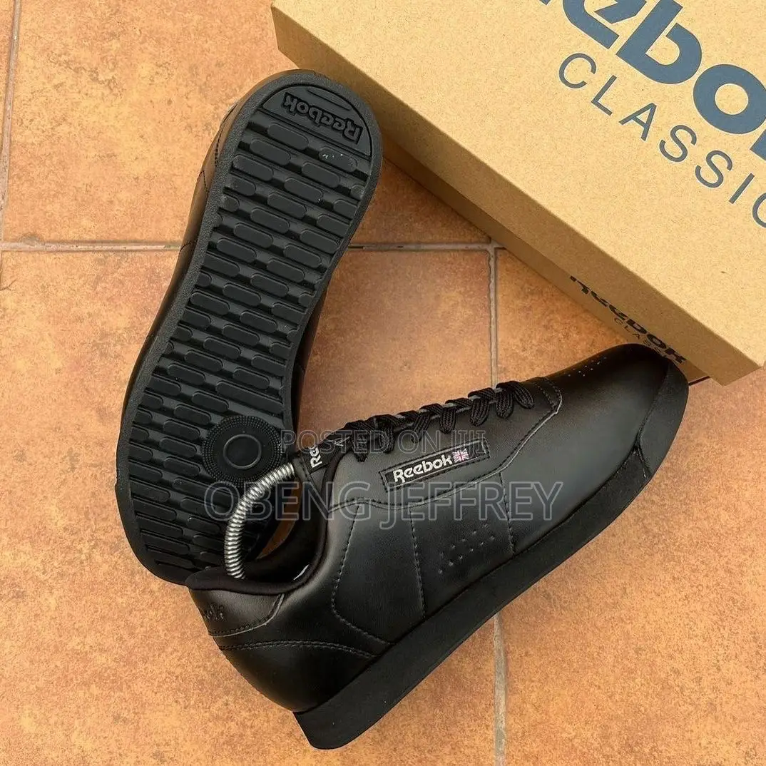 Original Reebok Princess All Black