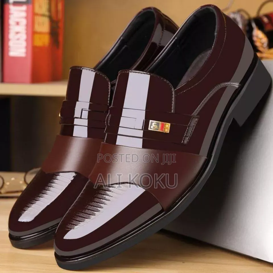 Brand S Shoe Brown Color and Black