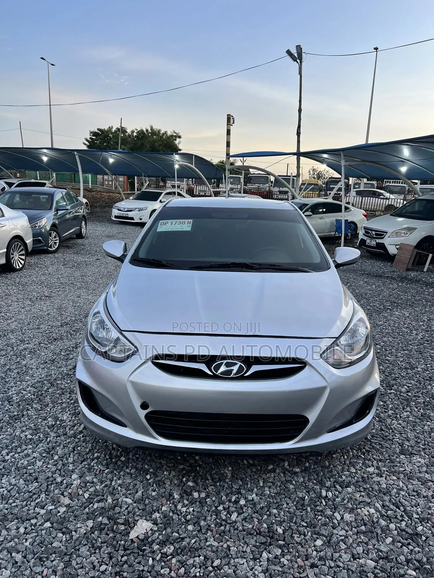 Hyundai Accent SE Sedan 2017 Silver