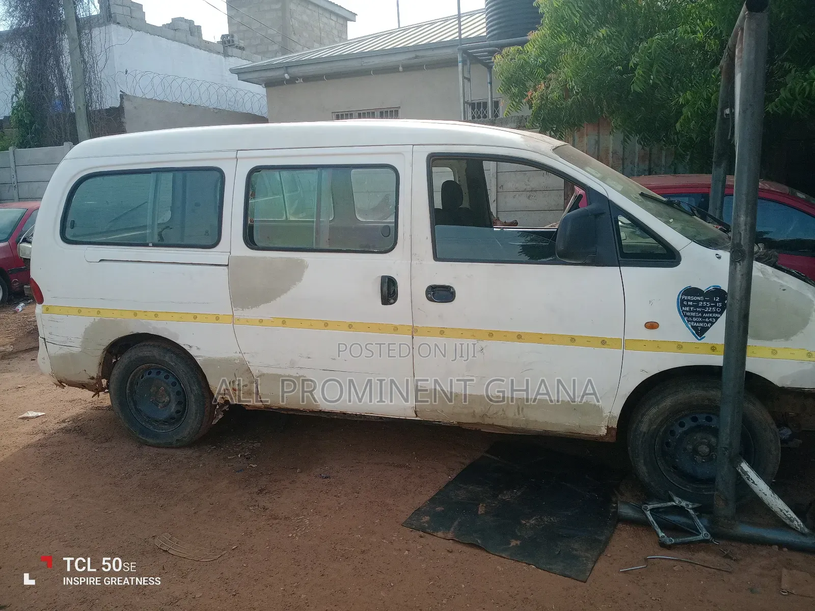 Hyundai H200 2002 White