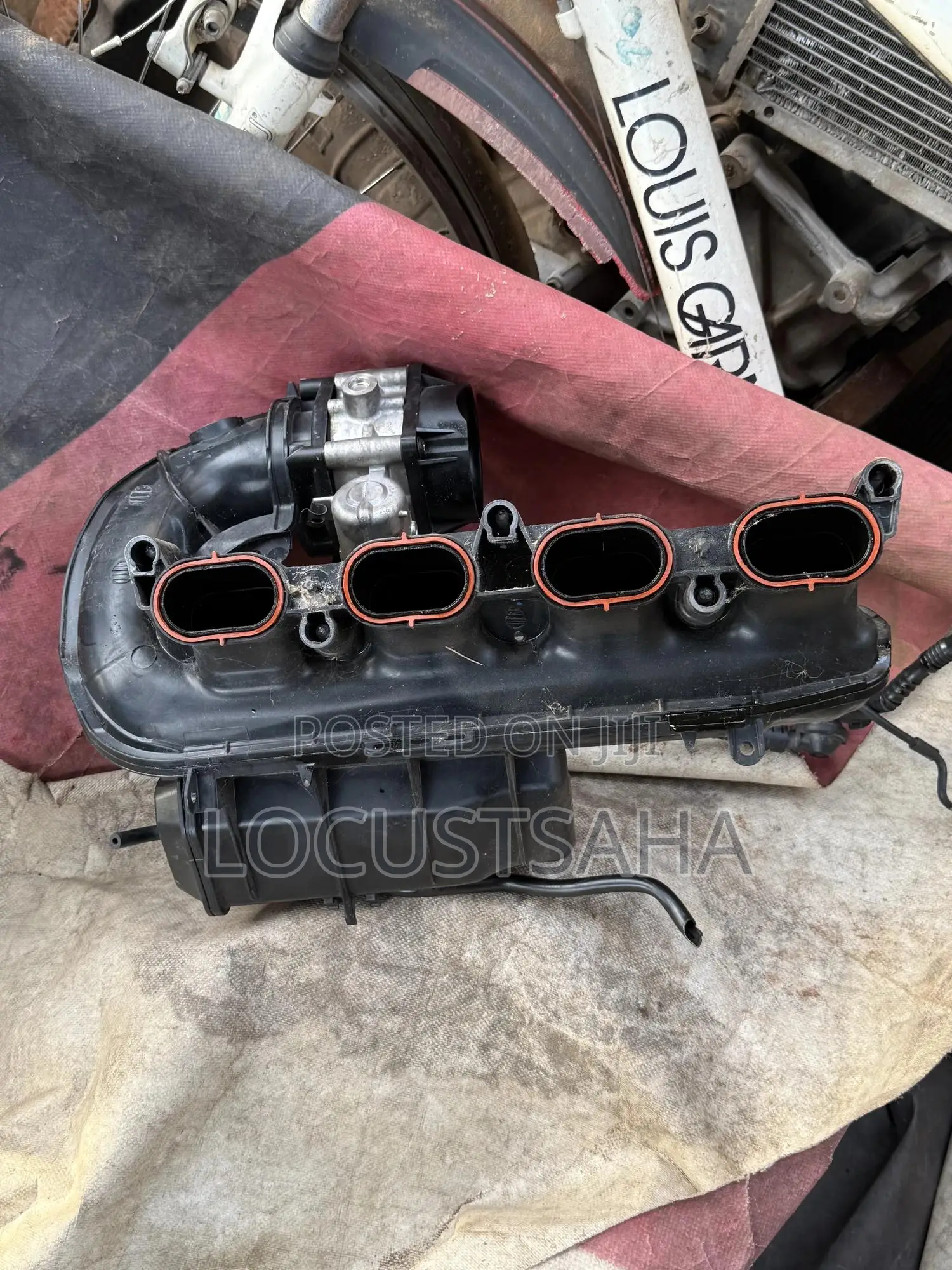 2015-2018 Mercedes-Benz Engine Air Intake Manifold