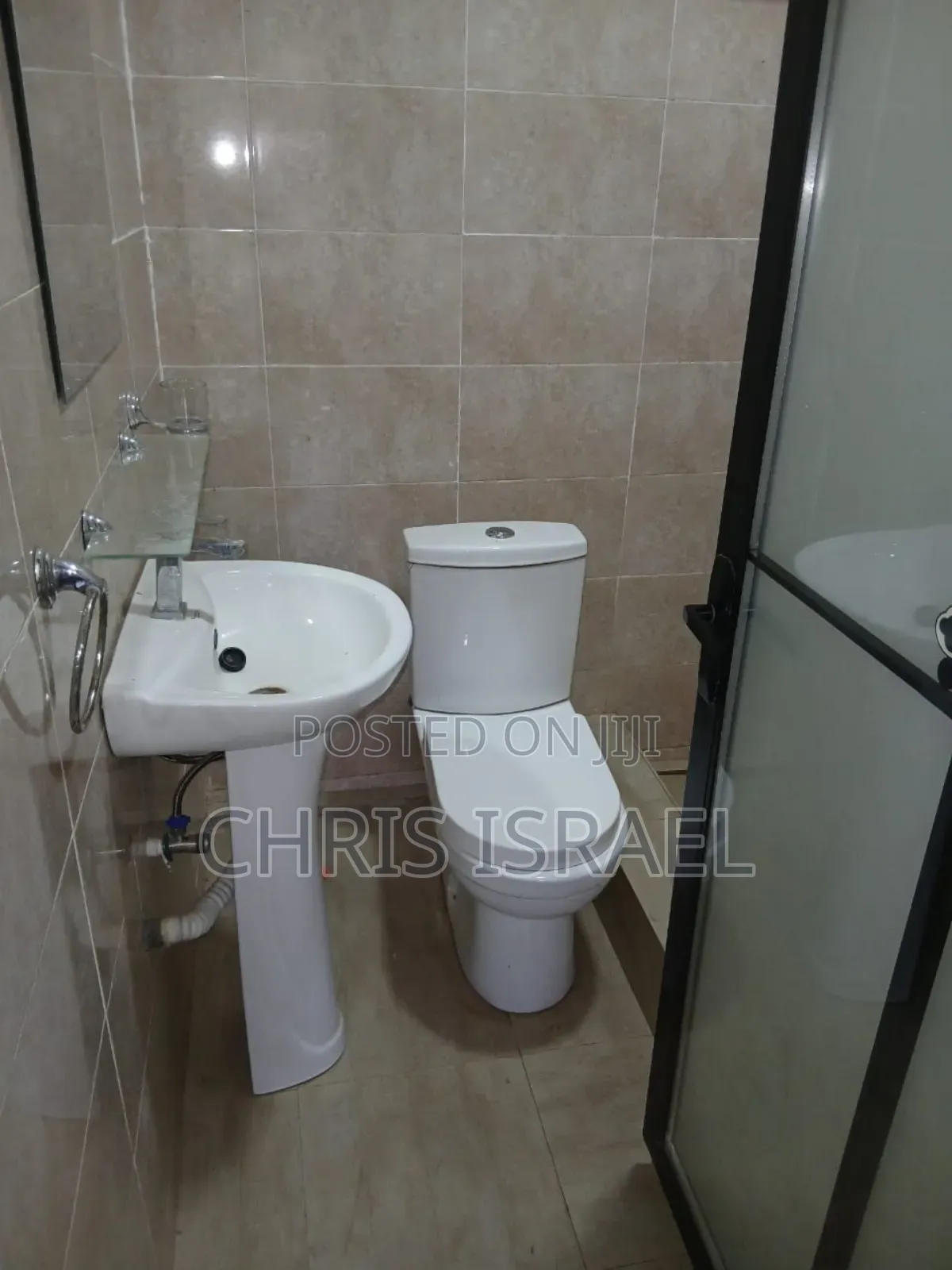 2bdrm Apartment in Oyibi, Police Station for rent