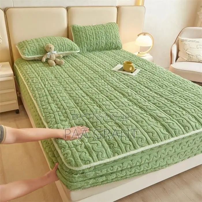 Original Pure Cotton Fluffy Mattress Cover for Both Homes Hotels
