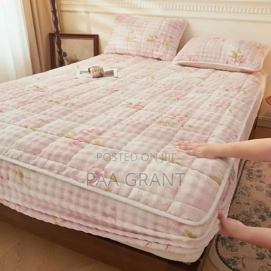 Pure Cotton Luxury for Both Homes Hotels( Fluffy Mattress Covers