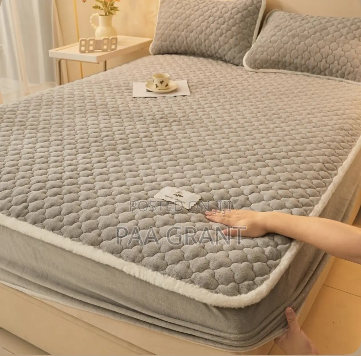 Softness Beyond Expectation( Fluffy Mattress Cover for Homes Hotels