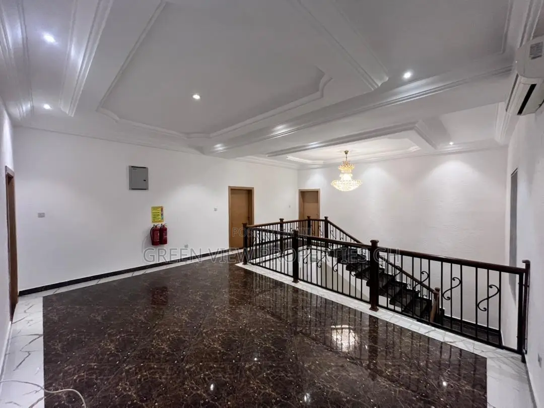 5bdrm House in East Legon for rent