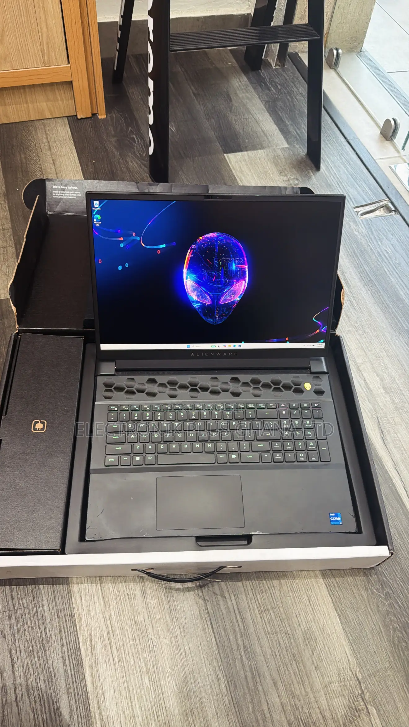 Laptop Alienware M18 R2 16GB Intel Core i7 SSD 1T