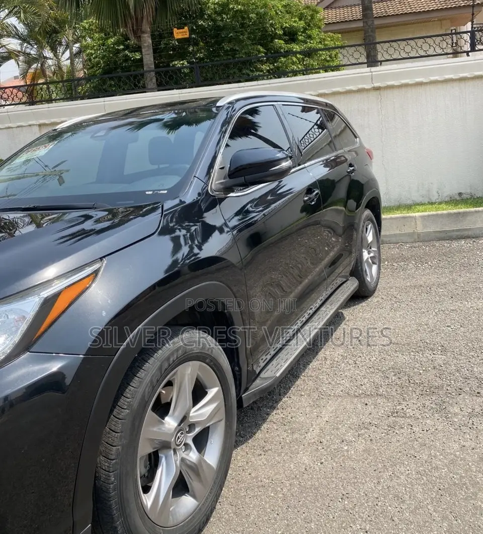 Toyota Highlander XLE 2021 Black