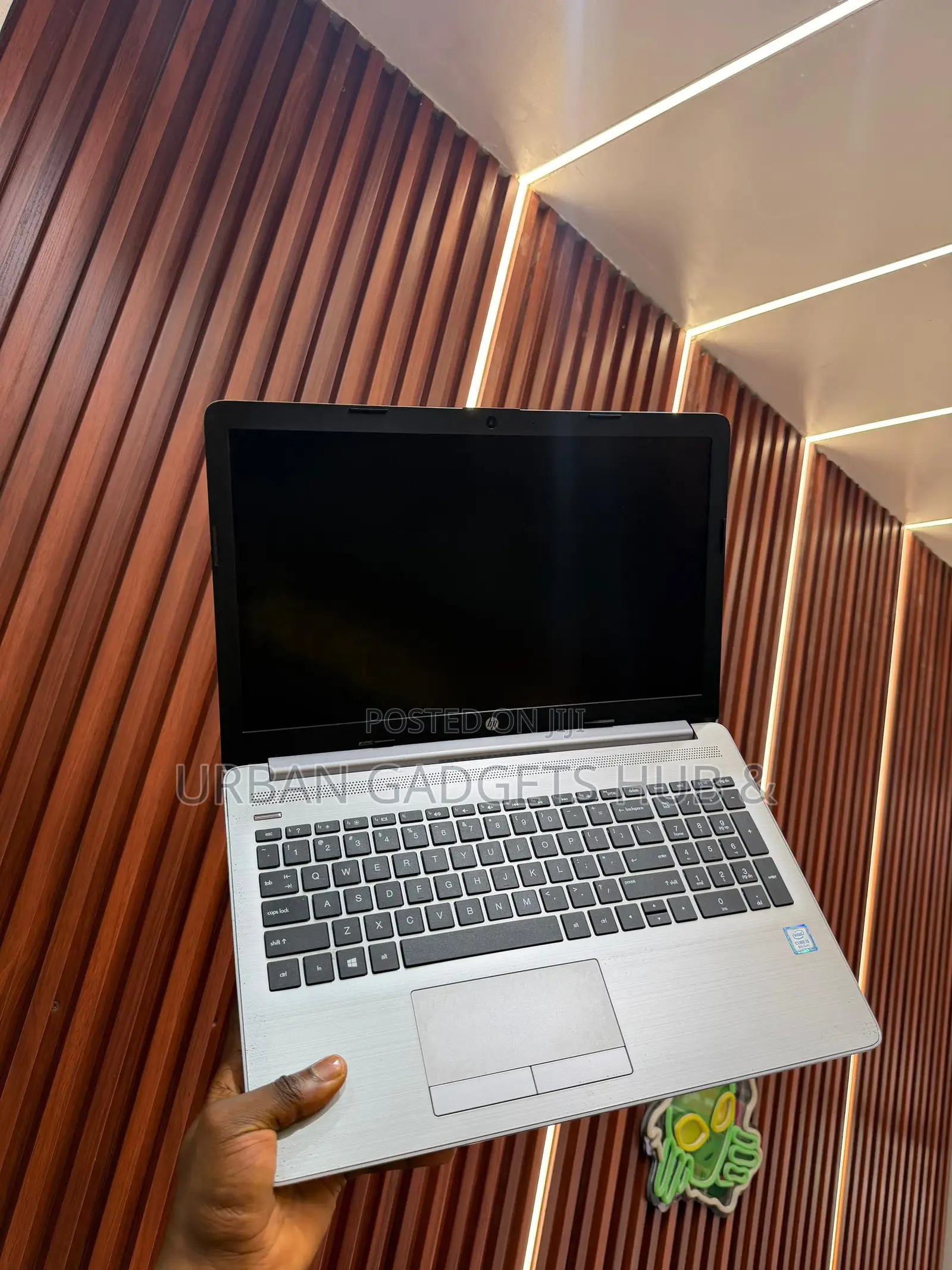 New Laptop HP 8GB Intel Core i5 HDD 1T