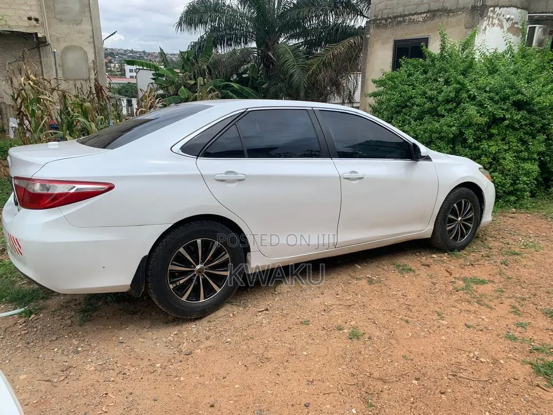 Toyota Camry 2015 White