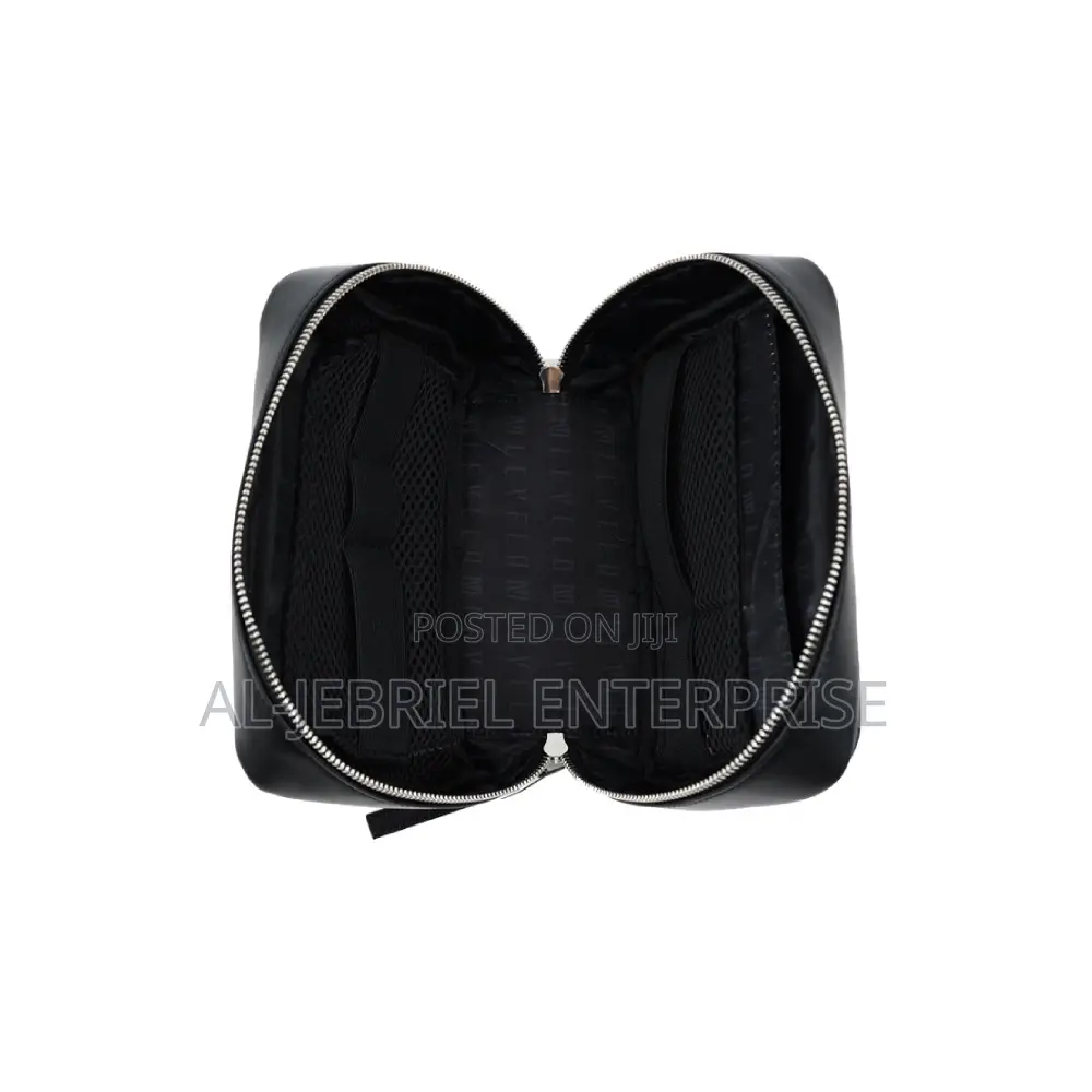 Levelo Pouch