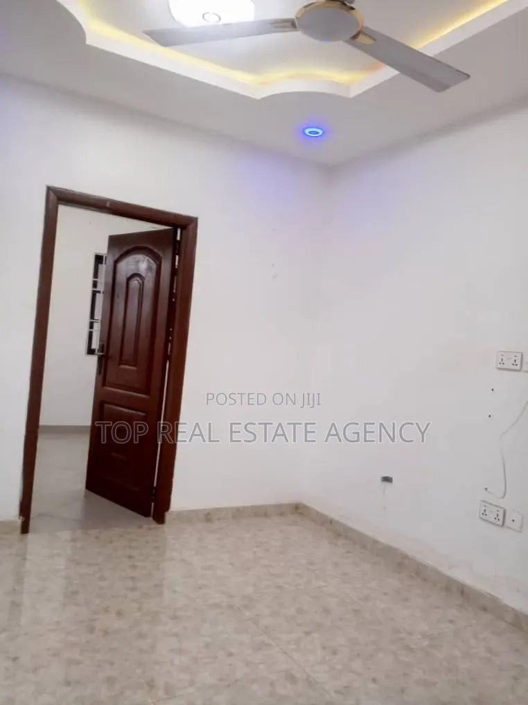 1bdrm Apartment in Adenta Pnt, Sakora for rent