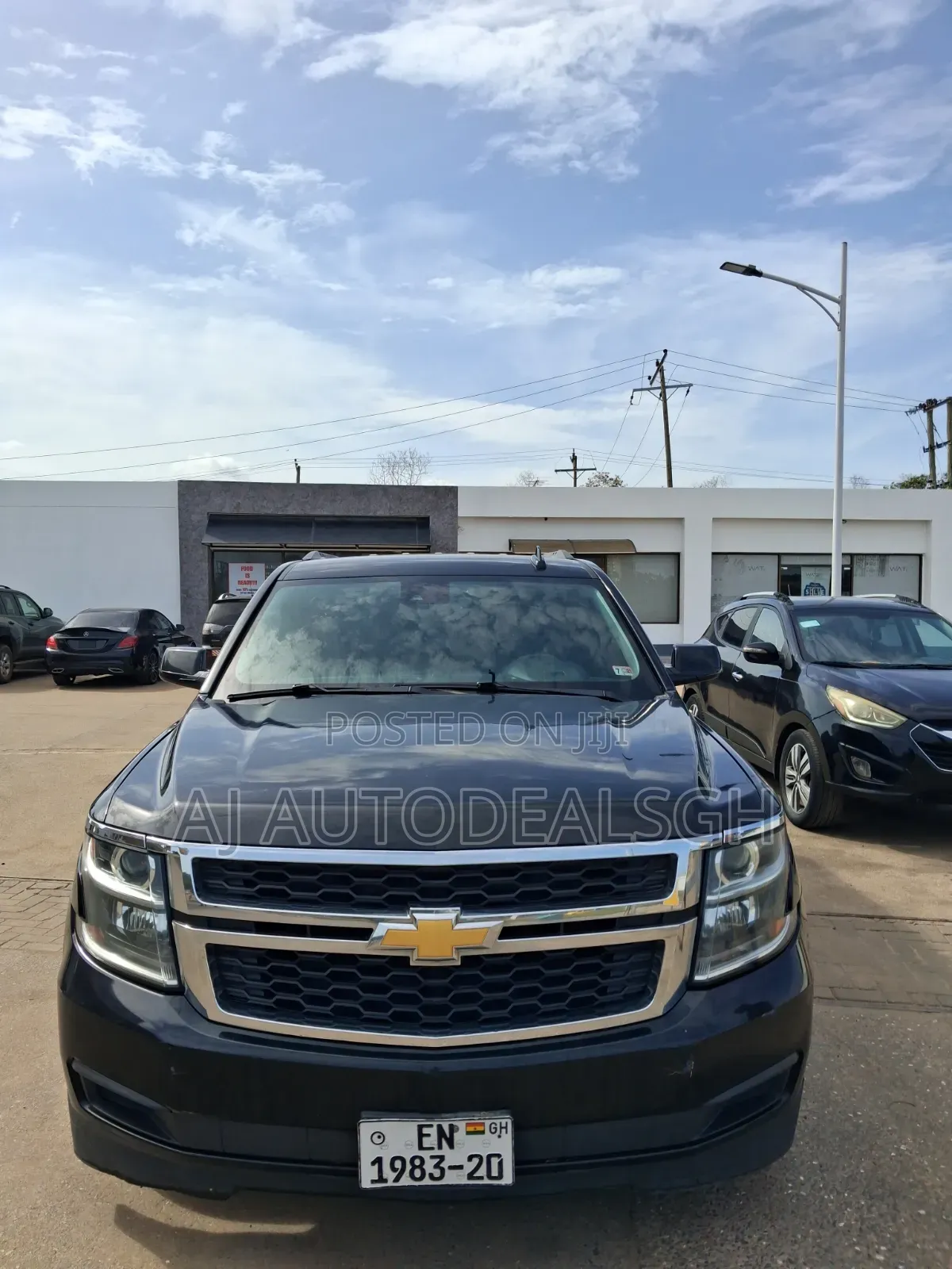 Chevrolet Suburban LS 4x4 2020 Black