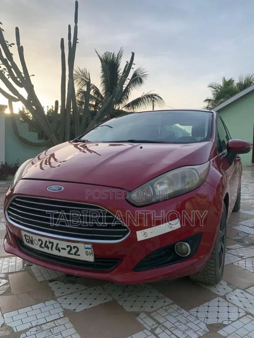 Ford Fiesta 2016 Red