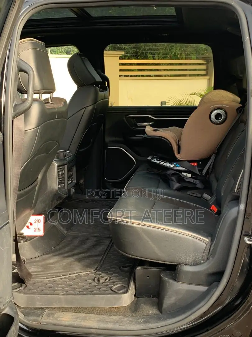 Dodge RAM 2024 Black