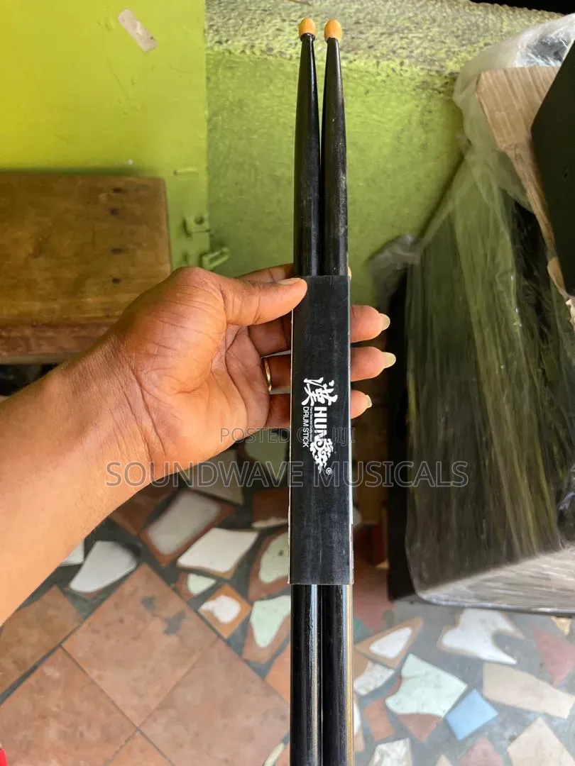 Hund Drum Stick All Color Available