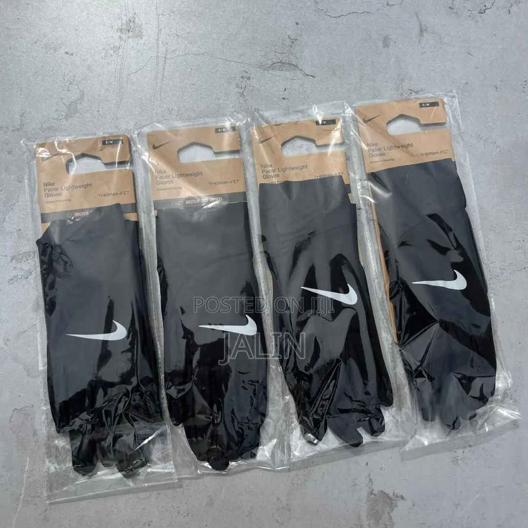Hand Gloves.